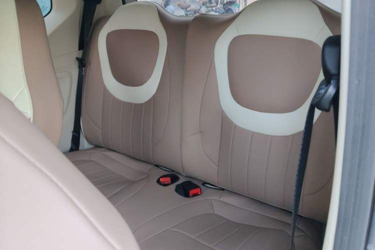 Used Wuling Hongguang MINIEV 2024 3rd Generation 215km Youth Edition Left Rear Seat