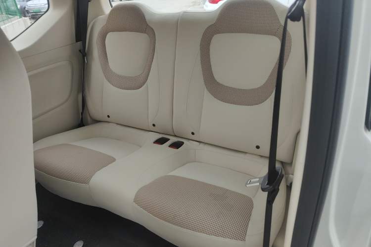 Used Wuling Hongguang MINIEV 2024 3rd Generation 215km Youth Edition Left Rear Seat