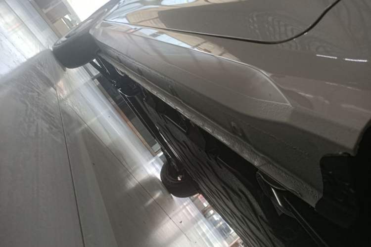 Used Wuling Hongguang MINIEV 2024 3rd Generation 215km Youth Edition Left Side Sill