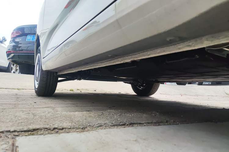 Used Wuling Hongguang MINIEV 2024 3rd Generation 215km Youth Edition Left Side Sill
