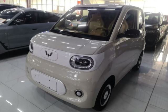 Used Wuling Hongguang MINIEV 2024 3rd Generation 215km Youth Edition