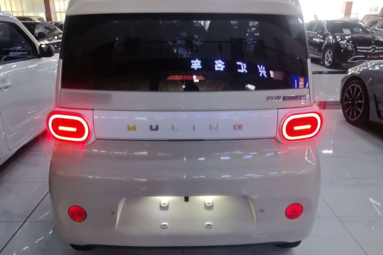 Used Wuling Hongguang MINIEV 2024 3rd Generation 215km Youth Edition Rear