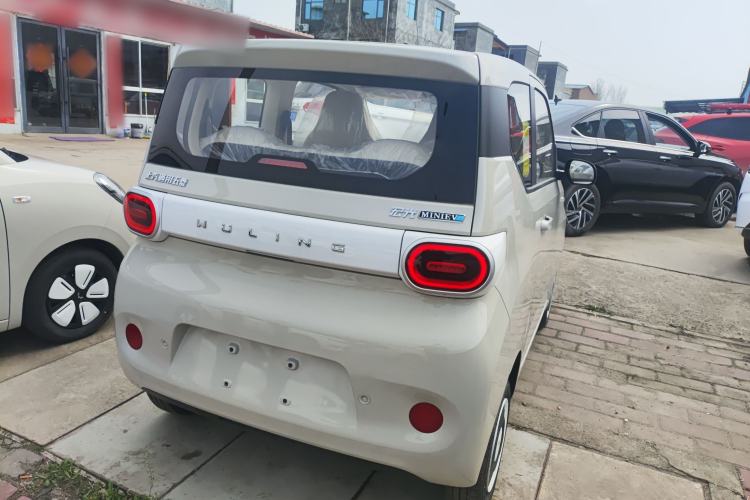 Used Wuling Hongguang MINIEV 2024 3rd Generation 215km Youth Edition Rear Right 45 Deg