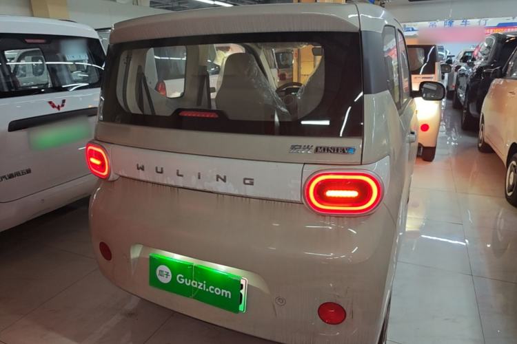 Used Wuling Hongguang MINIEV 2024 3rd Generation 215km Youth Edition Rear