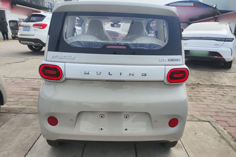 Used Wuling Hongguang MINIEV 2024 3rd Generation 215km Youth Edition Rear