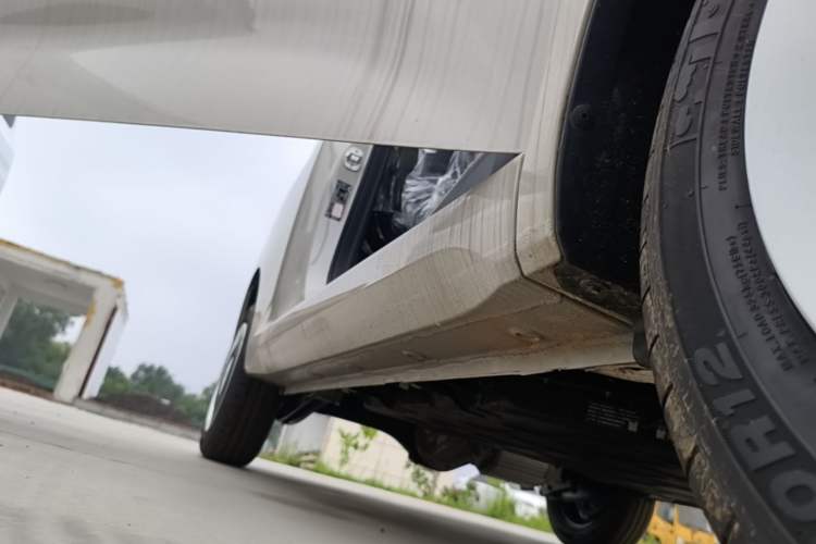 Used Wuling Hongguang MINIEV 2024 3rd Generation 215km Youth Edition Right Side Sill