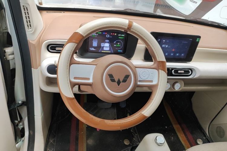 Used Wuling Hongguang MINIEV 2024 3rd Generation 170 km Steering Wheel