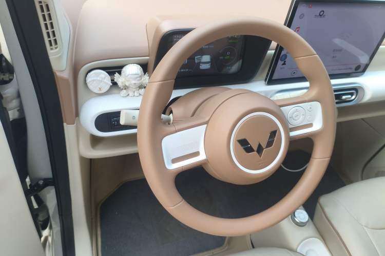 Used Wuling Hongguang MINIEV 2024 3rd Generation 215km Youth Edition Steering Wheel