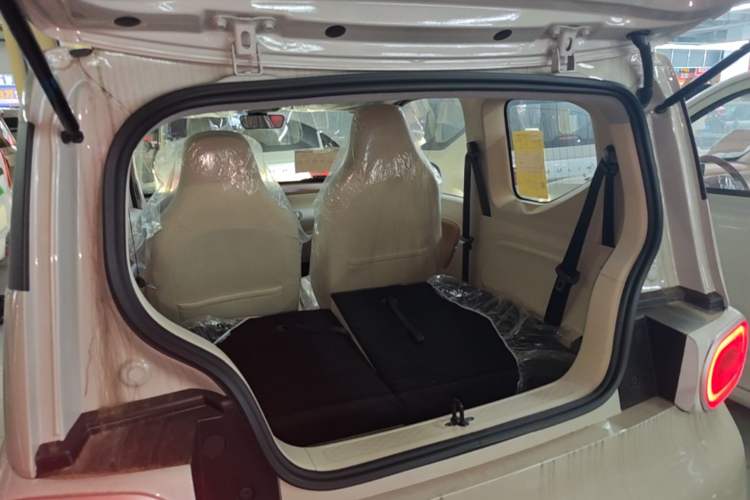 Used Wuling Hongguang MINIEV 2024 3rd Generation 215km Youth Edition Trunk