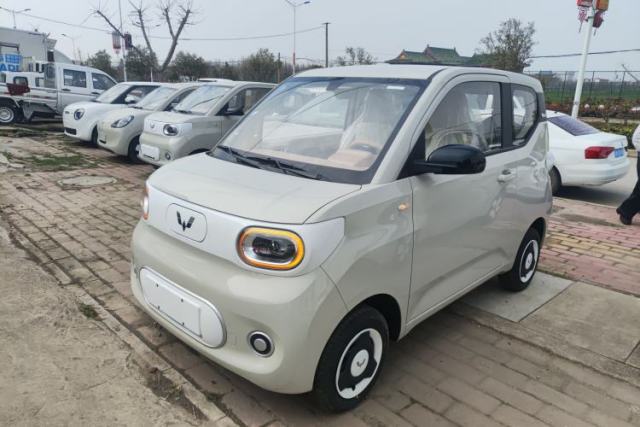 Used Wuling Hongguang MINIEV 2024 3rd Generation 215km Youth Edition