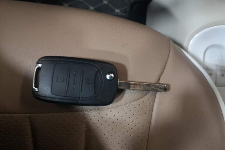 Used Wuling Hongguang MINIEV 2024 3rd Generation 215km Youth Edition Vehicle Key