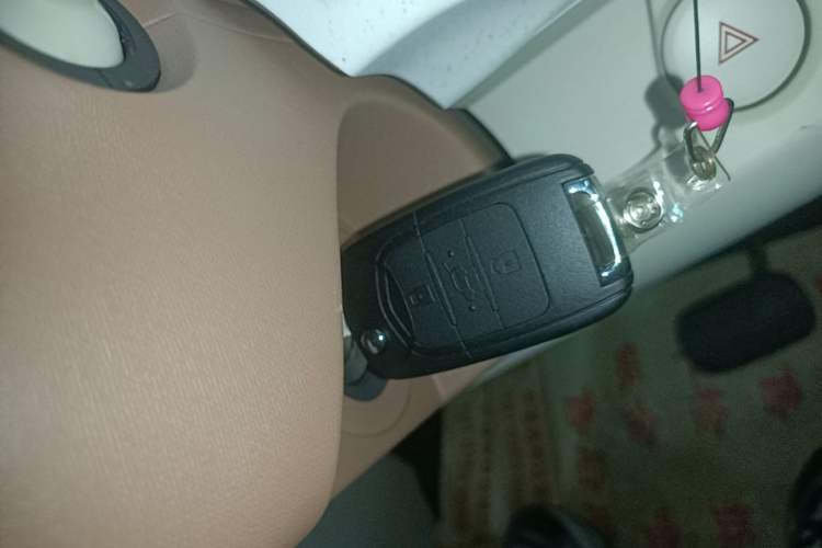 Used Wuling Hongguang MINIEV 2024 3rd Generation 215km Youth Edition Vehicle Key