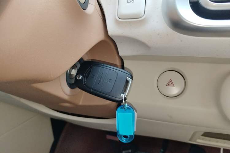 Used Wuling Hongguang MINIEV 2024 3rd Generation 215km Youth Edition Vehicle Key