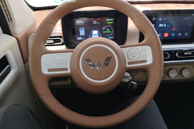 Used Wuling Hongguang MINIEV 2024 3rd Generation 170 km Steering Wheel