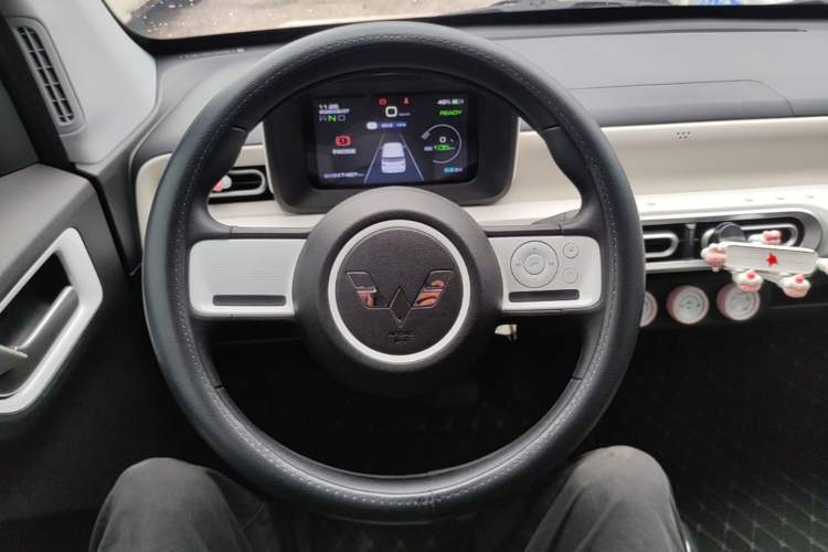 Used Wuling Hongguang MINIEV 2024 3rd Generation 215km Youth Edition Steering Wheel