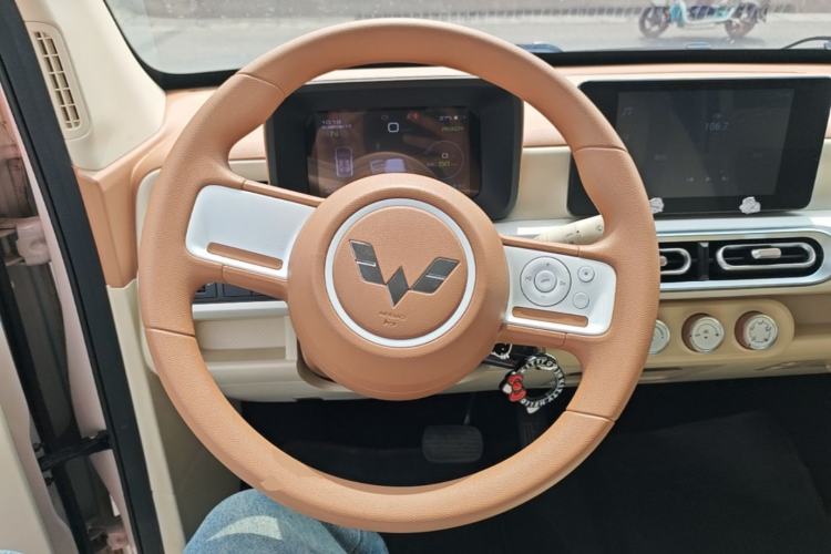 Used Wuling Hongguang MINIEV 2024 3rd Generation 215km Advanced Version Steering Wheel