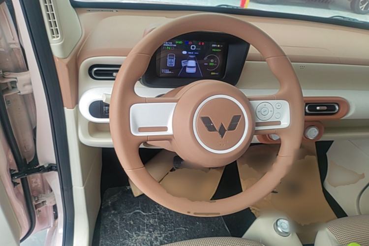 Used Wuling Hongguang MINIEV 2024 Third Generation 120 km Steering Wheel