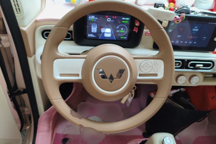 Used Wuling Hongguang MINIEV 2024 3rd Generation 215km Advanced Version Steering Wheel