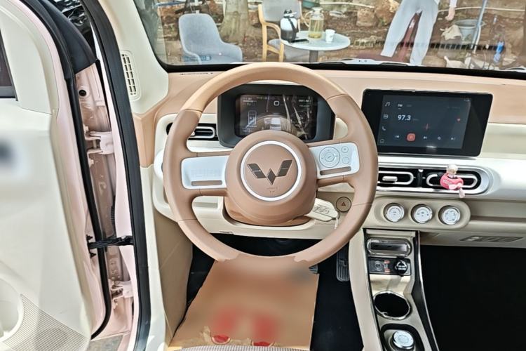 Used Wuling Hongguang MINIEV 2024 3rd Generation 215km Advanced Version Steering Wheel