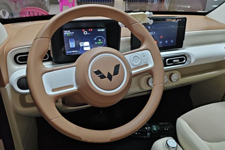 Used Wuling Hongguang MINIEV 2024 3rd Generation 215km Advanced Version Steering Wheel