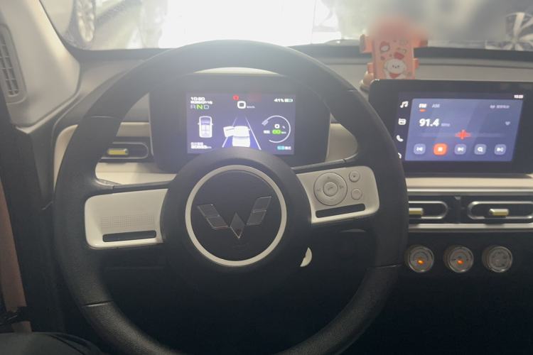 Used Wuling Hongguang MINIEV 2024 3rd Generation 170 km Steering Wheel