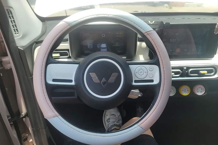 Used Wuling Hongguang MINIEV 2024 3rd Generation 215km Advanced Version Steering Wheel