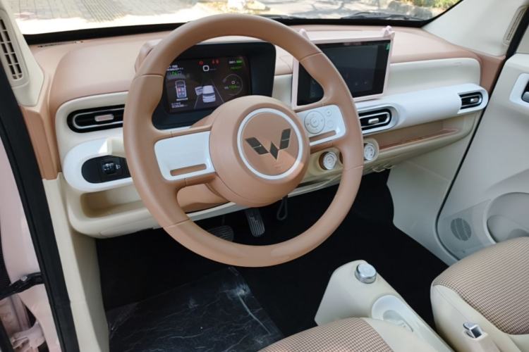 Used Wuling Hongguang MINIEV 2024 3rd Generation 215km Advanced Version Steering Wheel