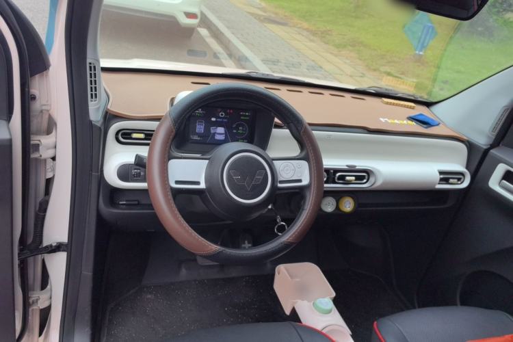 Used Wuling Hongguang MINIEV 2024 Third Generation 120 km Steering Wheel