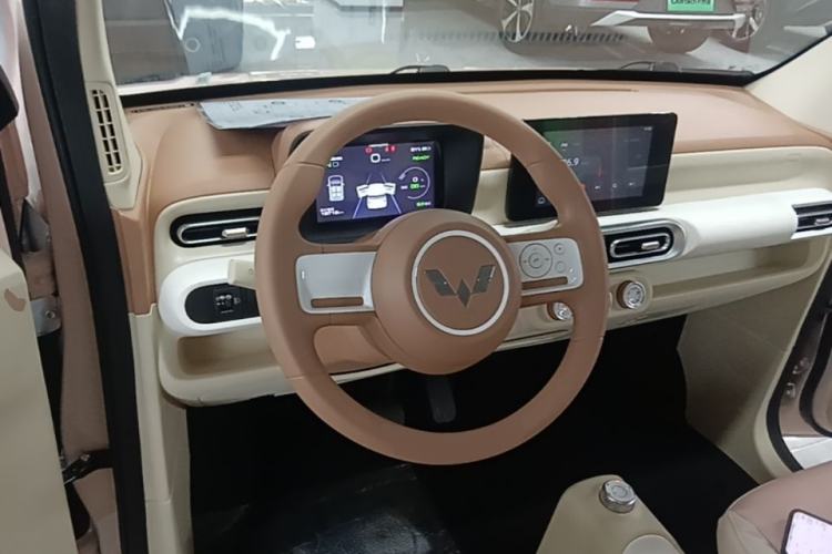 Used Wuling Hongguang MINIEV 2024 3rd Generation 170 km Steering Wheel