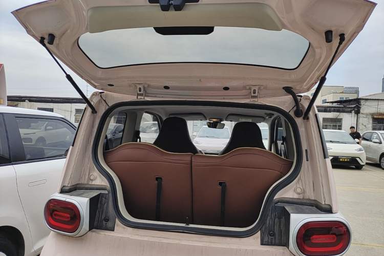 Used Wuling Hongguang MINIEV 2024 3rd Generation 215km Youth Edition Trunk