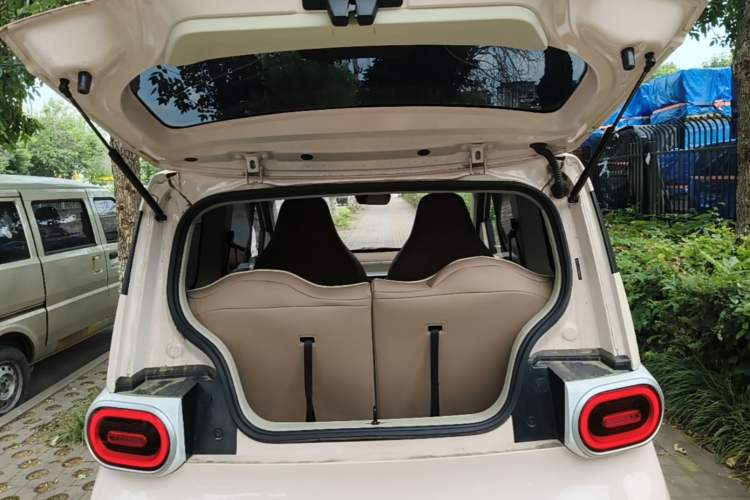 Used Wuling Hongguang MINIEV 2024 3rd Generation 215km Youth Edition Trunk
