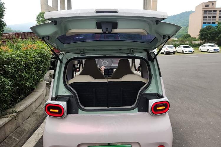 Used Wuling Hongguang MINIEV 2024 3rd Generation 215km Youth Edition Trunk