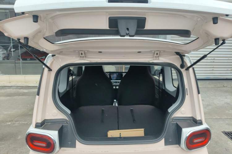 Used Wuling Hongguang MINIEV 2024 3rd Generation 215km Advanced Version Trunk