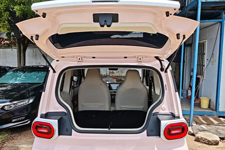 Used Wuling Hongguang MINIEV 2024 3rd Generation 215km Advanced Version Trunk
