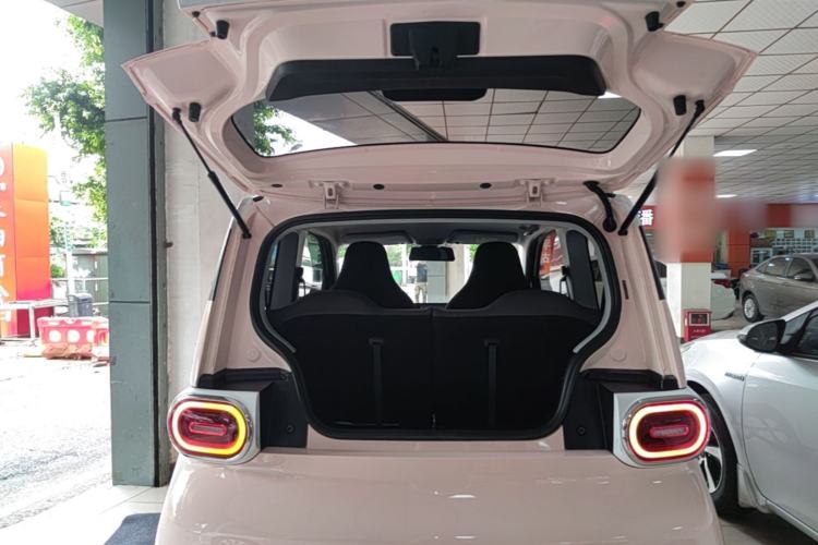 Used Wuling Hongguang MINIEV 2024 3rd Generation 215km Advanced Version Trunk