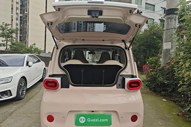 Used Wuling Hongguang MINIEV 2024 3rd Generation 215km Youth Edition Trunk