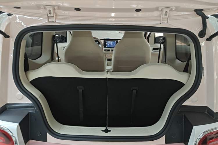 Used Wuling Hongguang MINIEV 2024 3rd Generation 215km Advanced Version Trunk