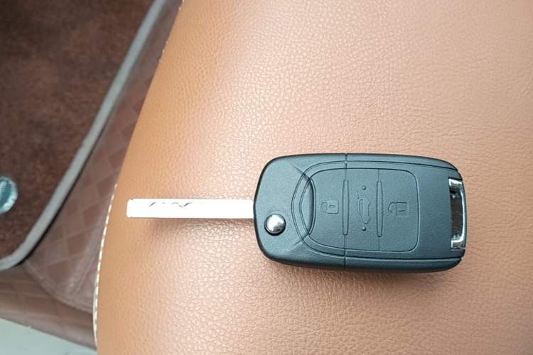 Used Wuling Hongguang MINIEV 2024 3rd Generation 215km Youth Edition Vehicle Key