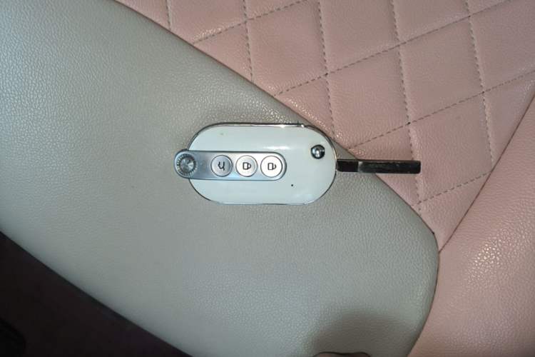 Used Wuling Hongguang MINIEV 2024 3rd Generation 215km Advanced Version Vehicle Key