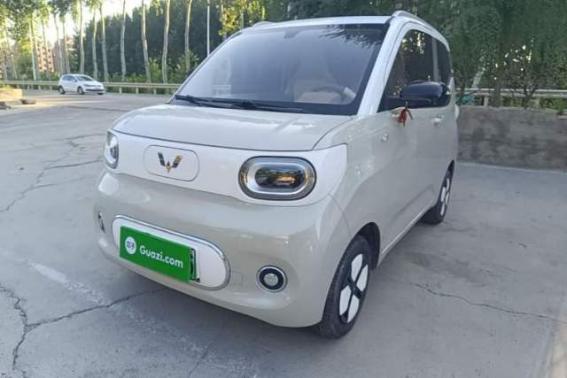 Używany Wuling Hongguang MINIEV 2024 3rd Generation 215km Advanced Version