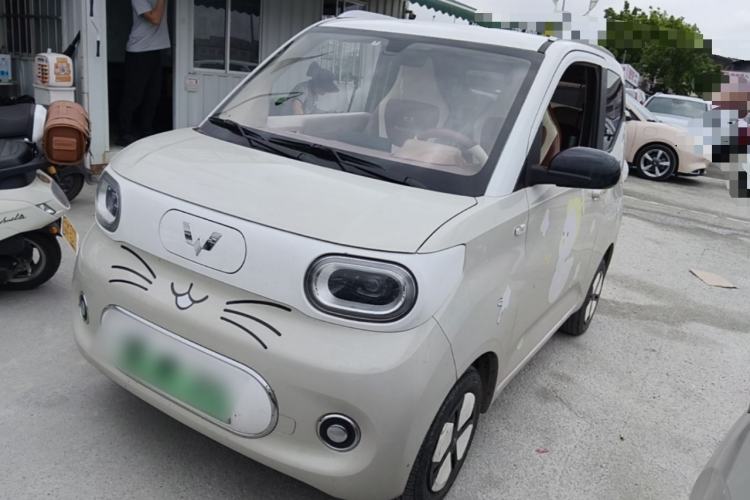 Wuling Hongguang MINIEV 2024 3rd Generation 215km Advanced Version usata Guazi used car, China used car export, Used car for sale, Used cars, Cheapest cars for sale