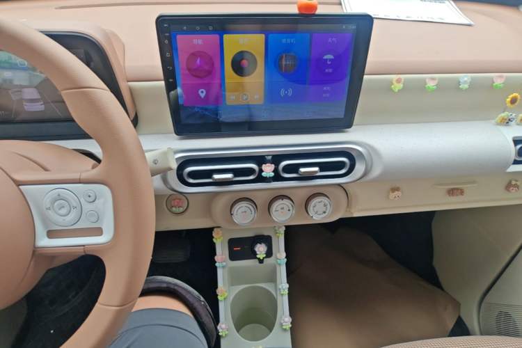 Used Wuling Hongguang MINIEV 2024 3rd Generation 215km Youth Edition Audio And AC Panel