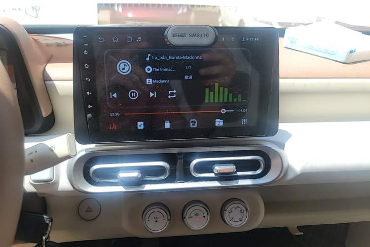 Used Wuling Hongguang MINIEV 2024 3rd Generation 215km Youth Edition Audio And AC Panel