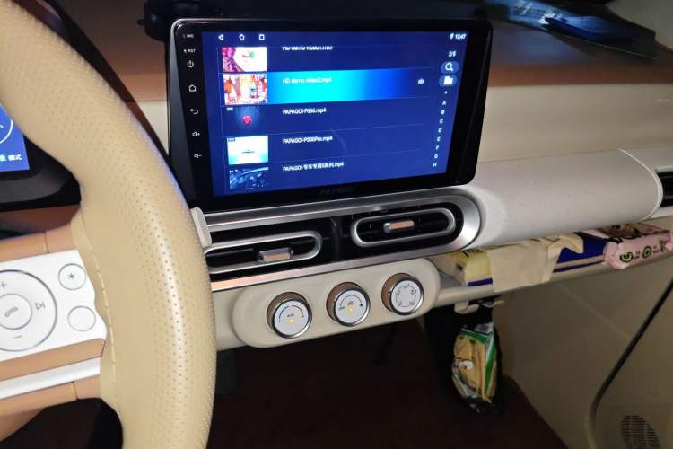 Used Wuling Hongguang MINIEV 2024 3rd Generation 215km Youth Edition Audio And AC Panel