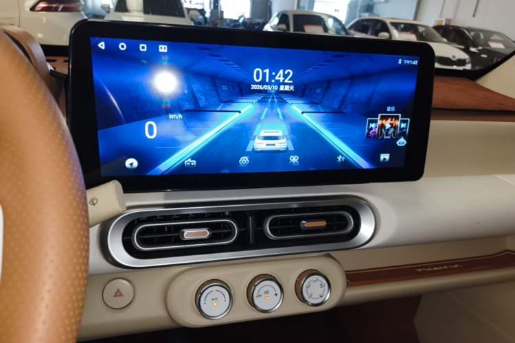 Used Wuling Hongguang MINIEV 2024 3rd Generation 215km Youth Edition Audio And AC Panel