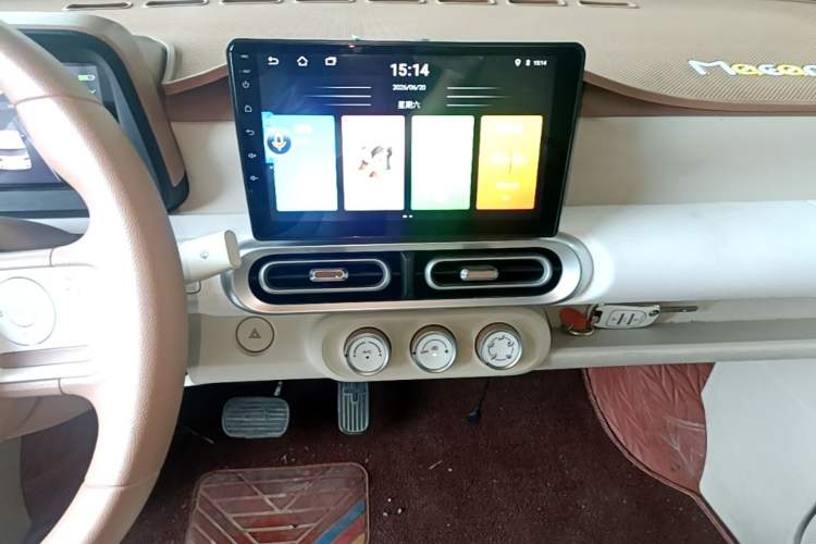 Used Wuling Hongguang MINIEV 2024 3rd Generation 215km Youth Edition Audio And AC Panel
