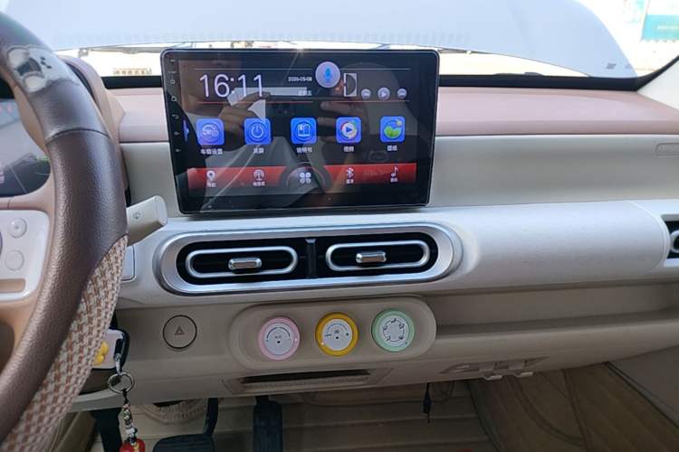 Used Wuling Hongguang MINIEV 2024 3rd Generation 215km Youth Edition Audio And AC Panel