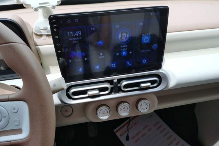 Used Wuling Hongguang MINIEV 2024 3rd Generation 215km Youth Edition Audio And AC Panel
