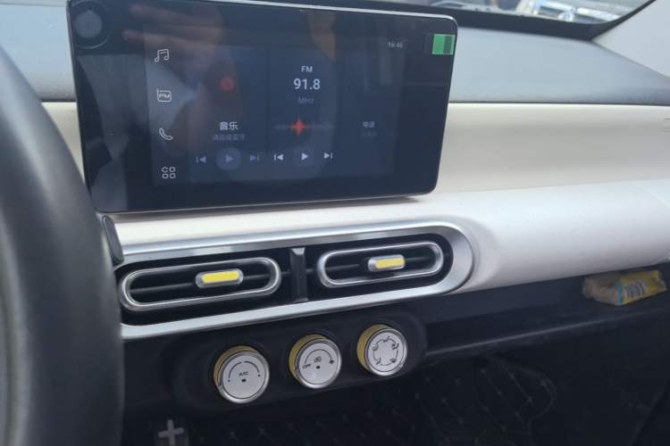 Used Wuling Hongguang MINIEV 2024 3rd Generation 170 km Audio And AC Panel