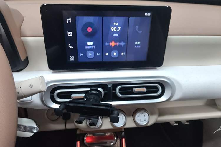 Used Wuling Hongguang MINIEV 2024 3rd Generation 215km Advanced Version Audio And AC Panel